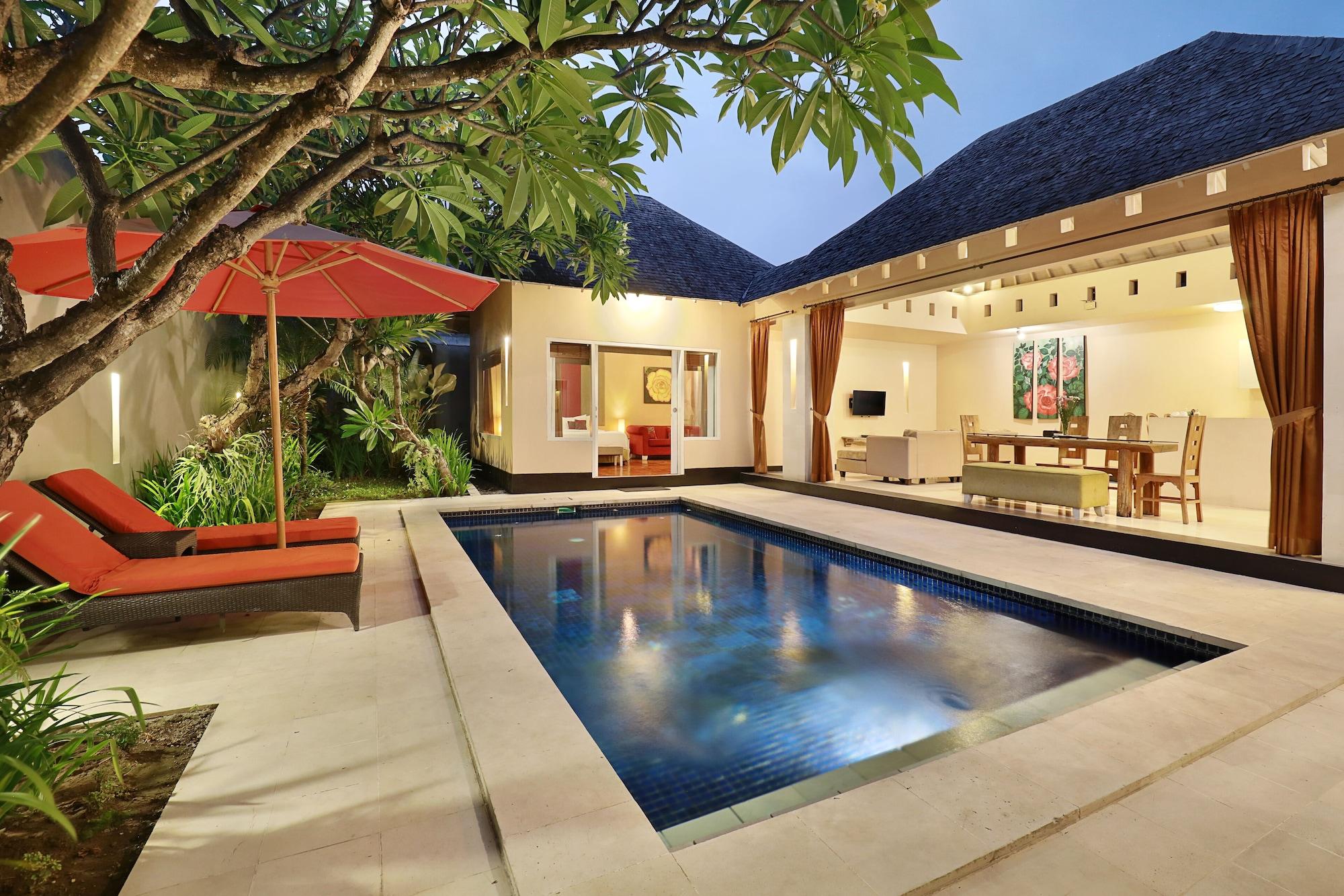 Kamuela Villas Seminyak Exterior photo