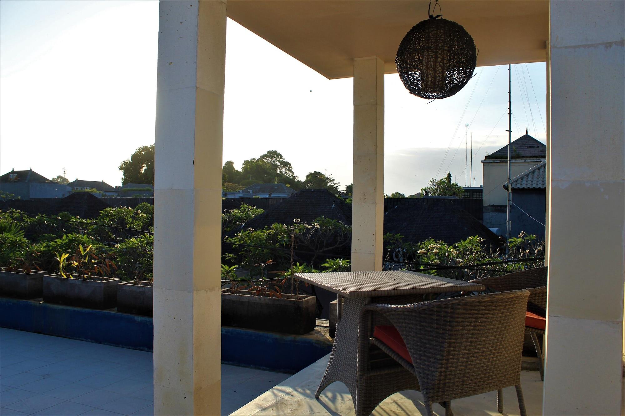 Kamuela Villas Seminyak Exterior photo