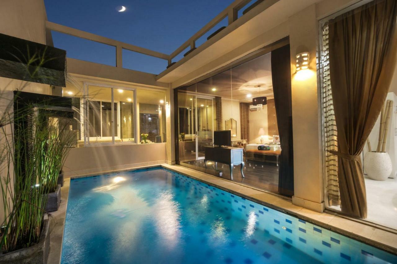 Kamuela Villas Seminyak Exterior photo
